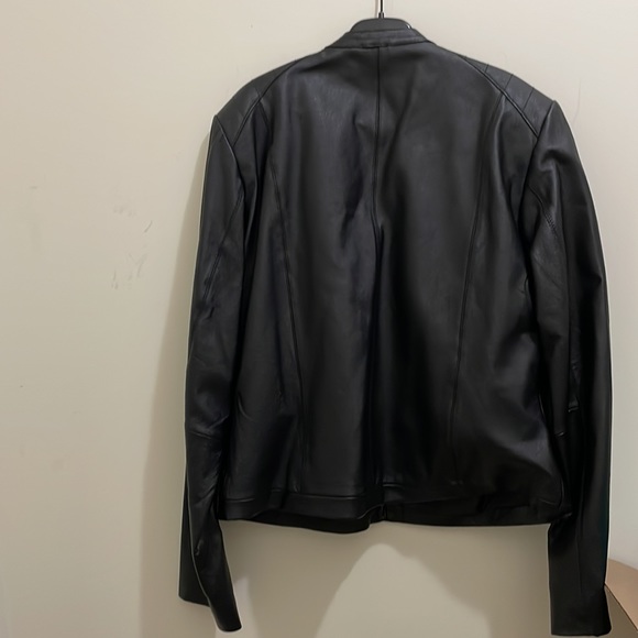 Reitmans black leather jacket (sz l) - Picture 6 of 10